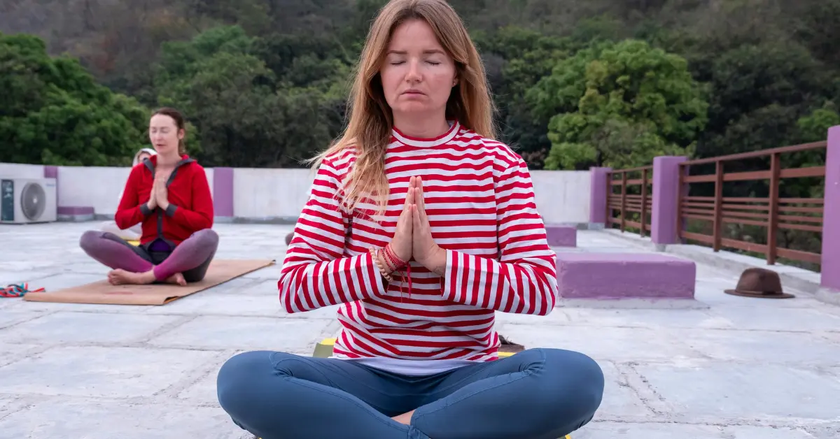 Meditação Para Mulheres Como Ela Pode Ajudar 8 benefícios